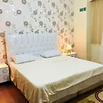 Adam Apart Aparthotel *